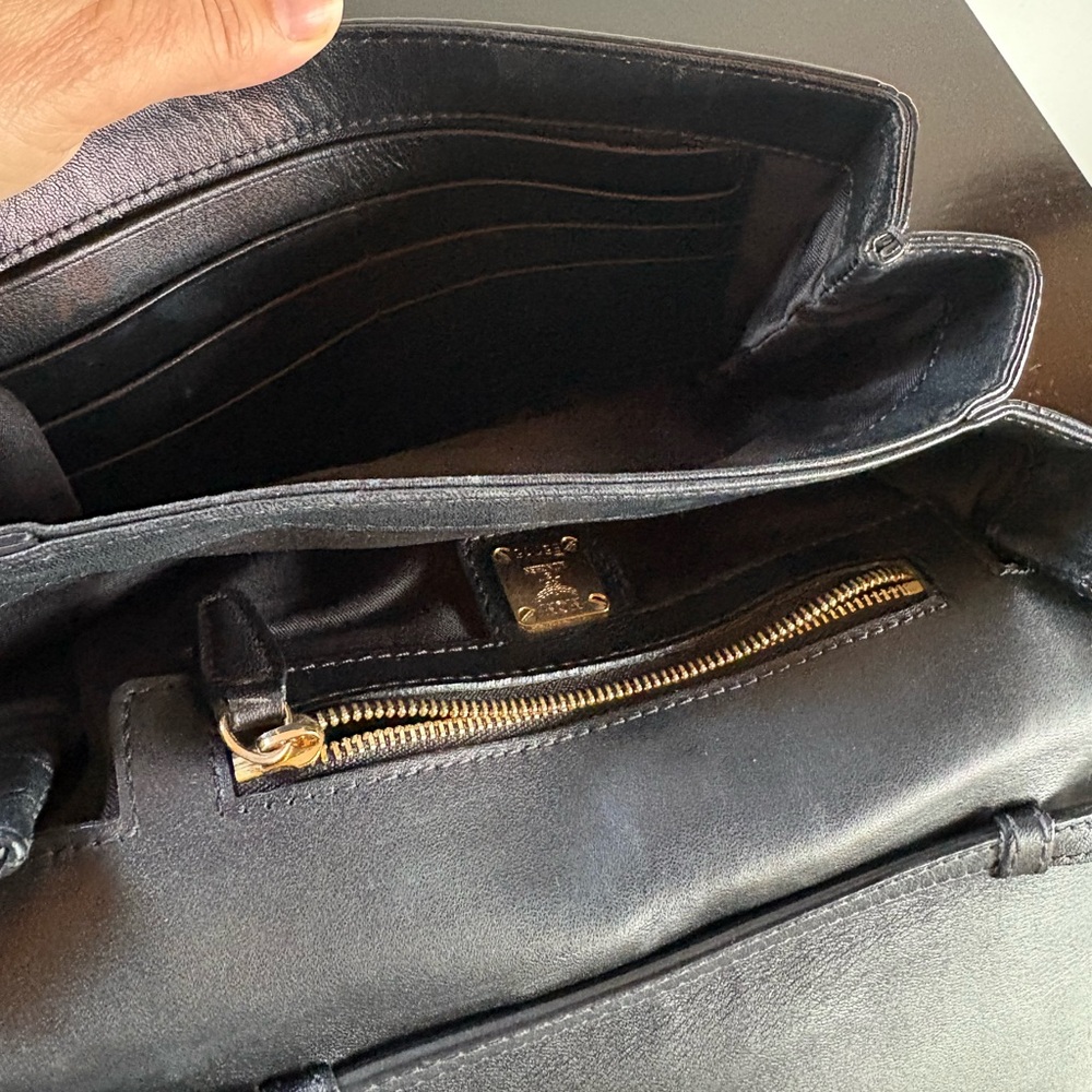 MCM Snakeskin & Leather Crossbody Bag, can be worn as clutch or shoulder bag - Picture 10 of 15